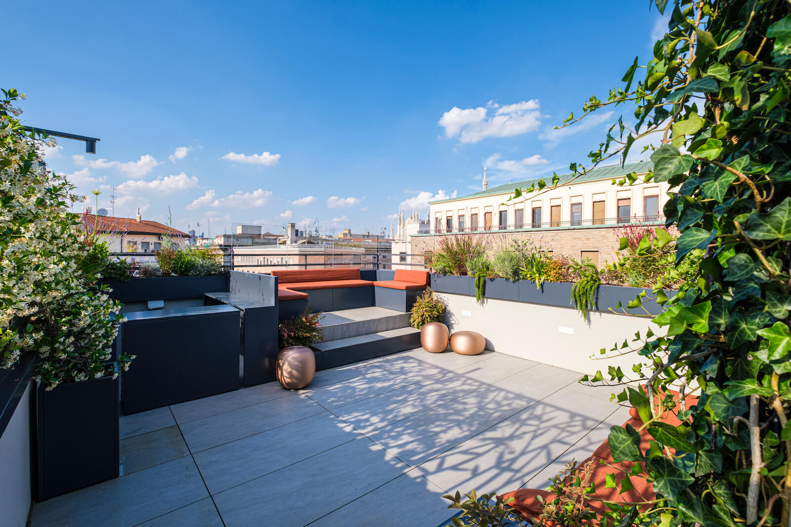 Terrazza in affitto a Milano centro per eventi aziendali e aperitivi