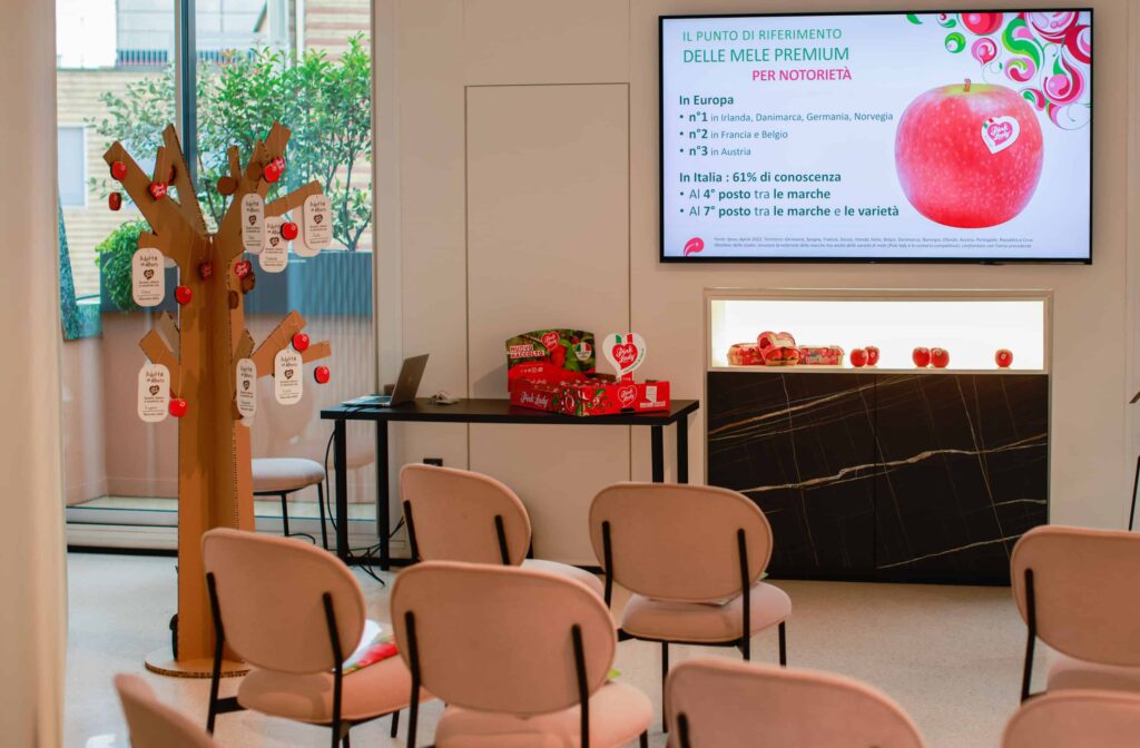 Photo gallery conferenza stampa Pink Lady presso Spazio IlluMi, Milano