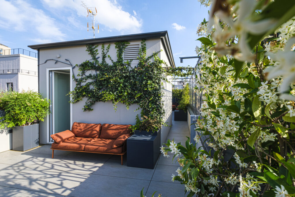 Loft e rooftop: fascino urbano e versatilità