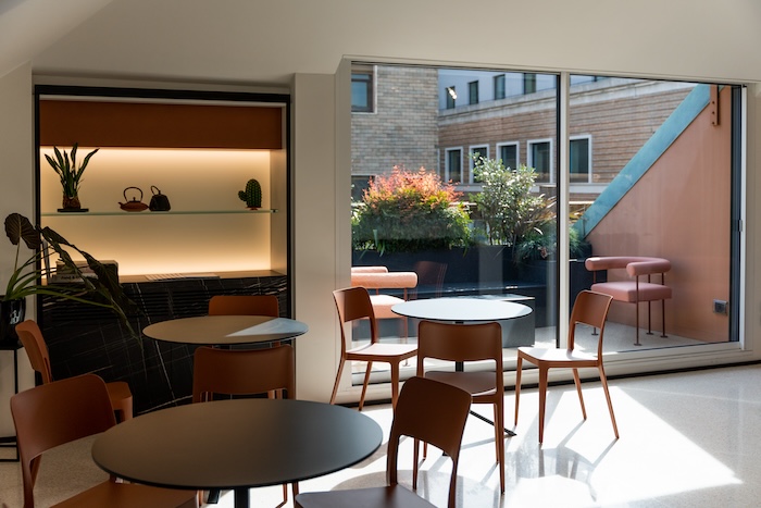 Loft e rooftop: fascino urbano e versatilità